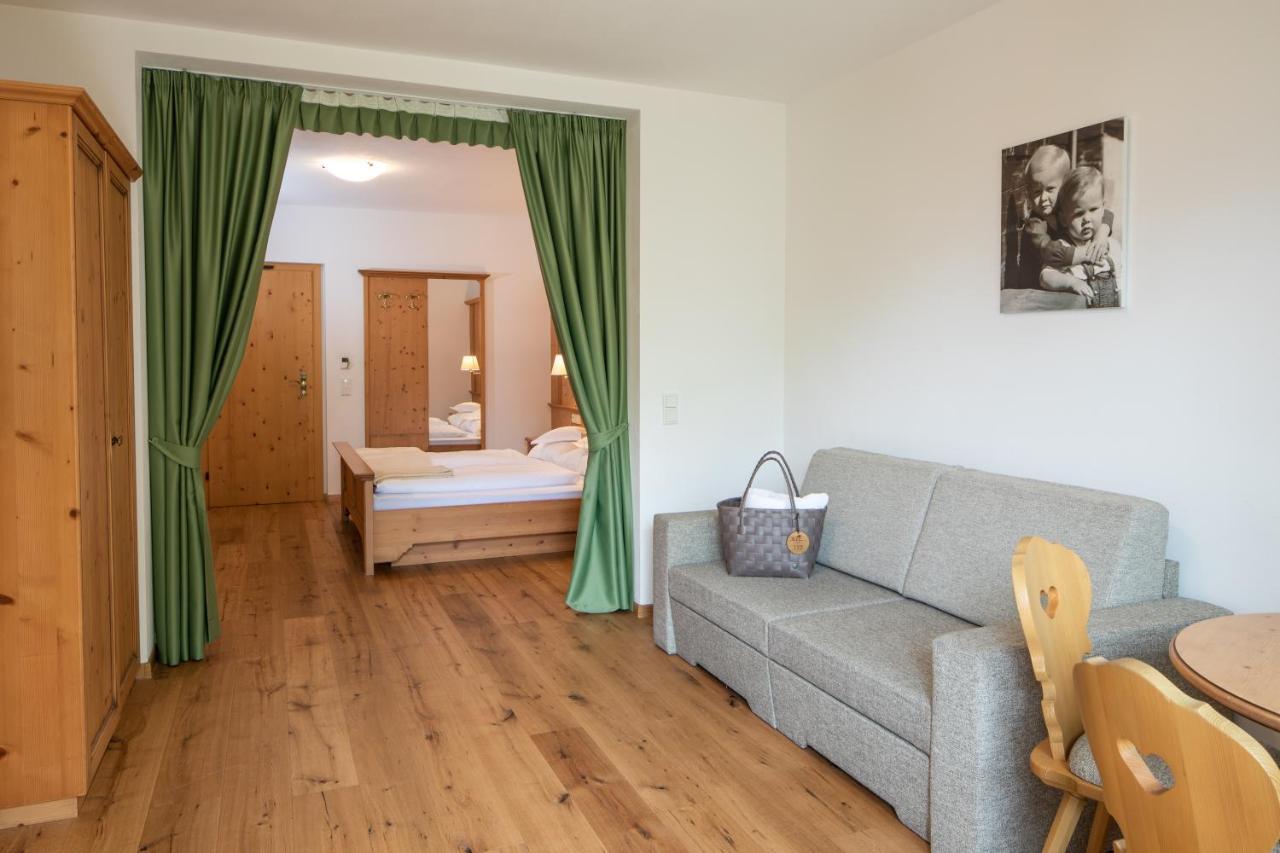 Hotel Falken Falzes Eksteriør bilde